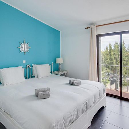 Seaside Retreat With Pool, Ac, And Fast Wi-Fi Apartamento Albufeira Exterior foto