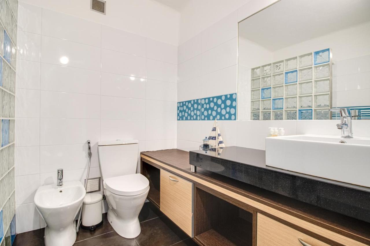 Seaside Retreat With Pool, Ac, And Fast Wi-Fi Apartamento Albufeira Exterior foto
