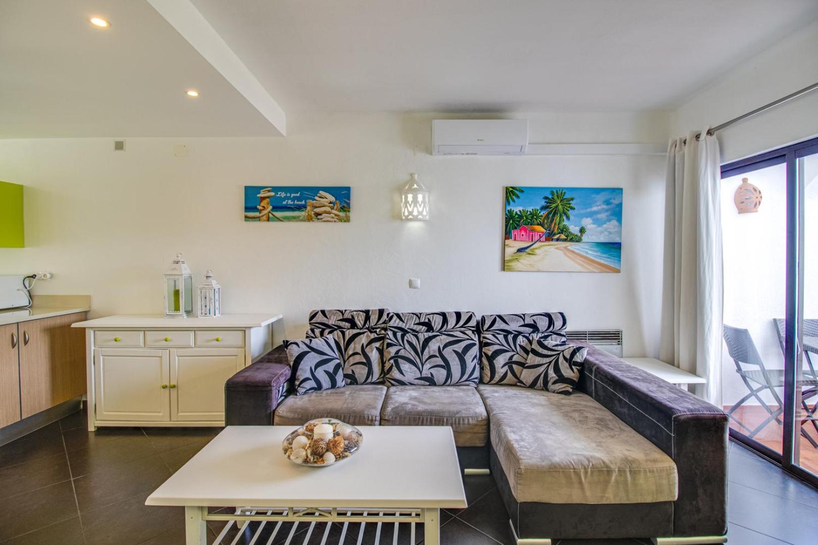 Seaside Retreat With Pool, Ac, And Fast Wi-Fi Apartamento Albufeira Exterior foto